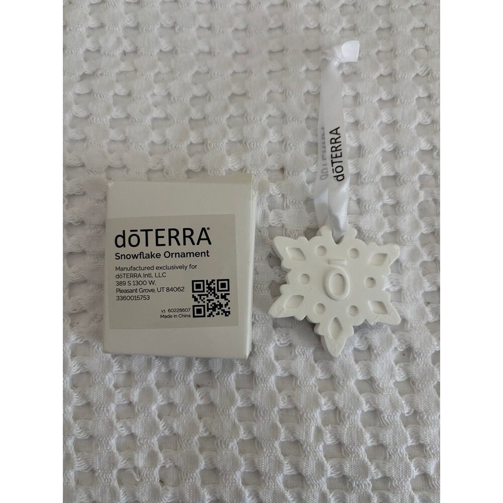 NEW in box doterra snowflake Christmas ornament 2024 white